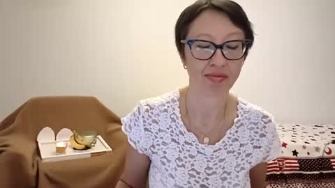 Snapshot of bellarose_2020 chatting on July 2026 07:23:01 PM Emma online show from July 2026 07:23:01 PM