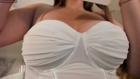  Bella Rose  online show from September 2025 05:00:01 AM