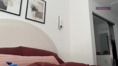 Isabella Ryder online show from September 2025 08:54:01 PM