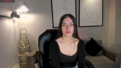 Snapshot of bellastorm1 chatting on June 2026 10:39:01 AM B E L L A online show from June 2026 10:39:01 AM
