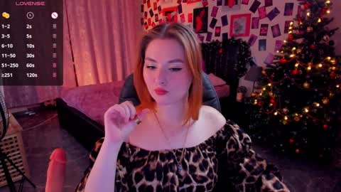 Bella online show from December 2024 08:04:02 PM