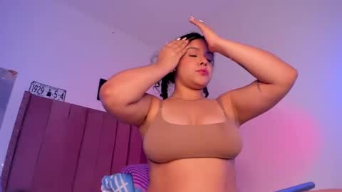 Bella online show from December 2024 07:11:02 PM