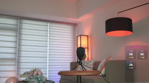 Snapshot of belle_adrienne chatting on October 2025 01:37:02 AM Belle Adrienne IG online show from October 2025 01:37:02 AM