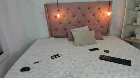 belle online show from March 2025 09:37:02 PM