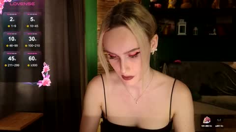 Snapshot of belle_vill chatting on September 2025 11:21:01 AM Belle online show from September 2025 11:21:01 AM