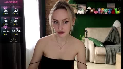 Snapshot of belle_vill chatting on October 2025 08:55:01 AM Belle online show from October 2025 08:55:01 AM