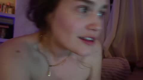 BELLE   online show from September 2025 03:27:02 PM