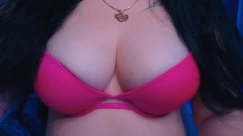 Hello I am kind friendly and cute girl online show from December 2024 03:50:02 AM