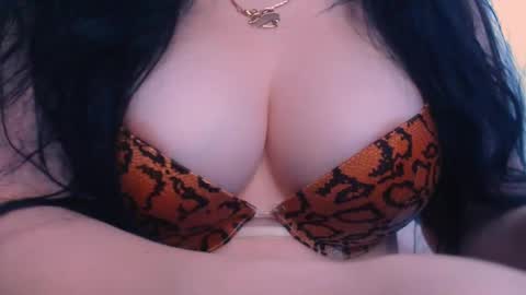 Hello I am kind friendly and cute girl online show from January 2025 09:15:01 AM