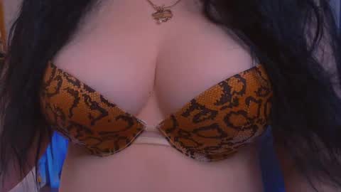 Hello I am kind friendly and cute girl online show from March 2025 11:53:02 AM