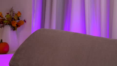 Belle online show from December 2025 05:17:02 AM