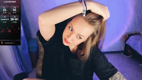 Your Annabelle Wolf  online show from February 2025 04:57:01 PM