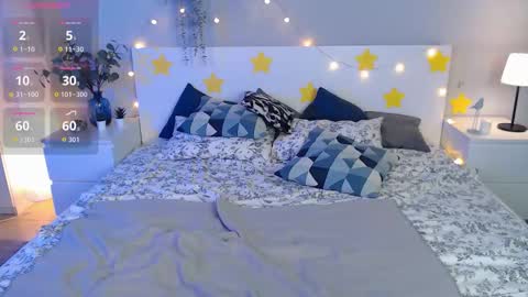 Bella online show from September 2025 01:09:01 AM