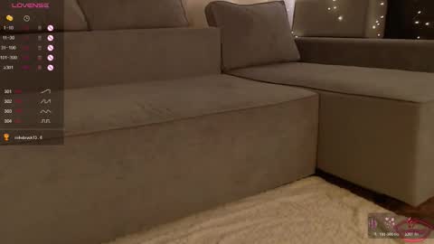 Snapshot of bellla_haddid chatting on February 2026 05:07:02 AM Bella online show from February 2026 05:07:02 AM