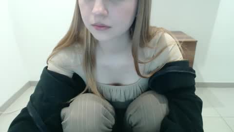 bellochka_ online show from January 2026 05:27:02 PM