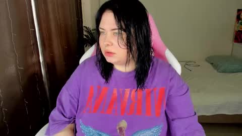 LinaBoo online show from October 2025 07:12:02 AM