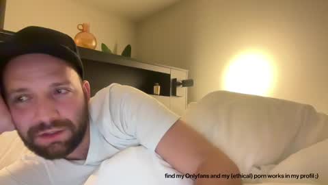 Snapshot of ben_nm chatting on November 2025 12:22:02 AM Ben N. online show from November 2025 12:22:02 AM