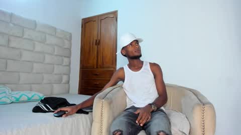    online show from October 2025 08:15:02 PM