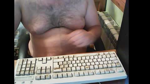 bender_35 online show from October 2025 05:11:02 PM