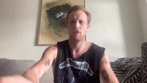 Snapshot of bendoverxo chatting on November 2025 07:38:01 PM bendoverxo online show from November 2025 07:38:01 PM