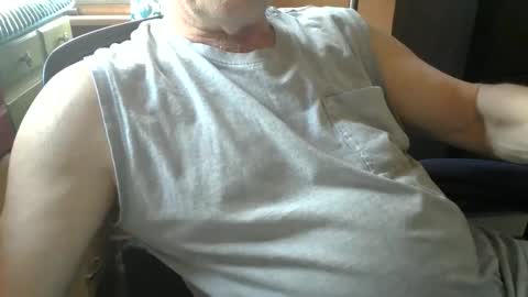 Snapshot of bendrinkin chatting on May 2026 09:54:01 PM bendrinkin online show from May 2026 09:54:01 PM