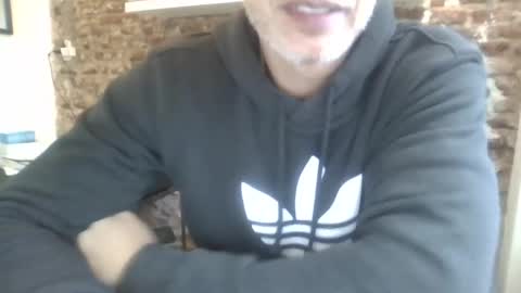 benedett22 online show from December 2024 08:33:01 PM