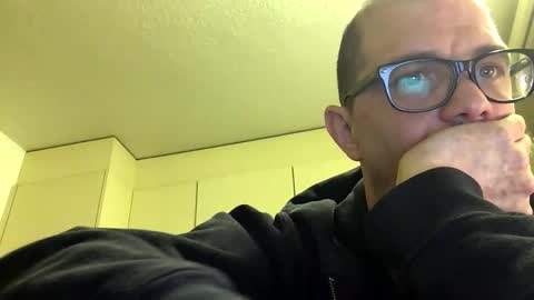 bengeil18 online show from February 2025 07:06:01 PM