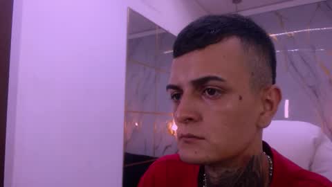 Snapshot of benjamin_anthony chatting on February 2026 01:07:01 PM benjamin_anthony online show from February 2026 01:07:01 PM