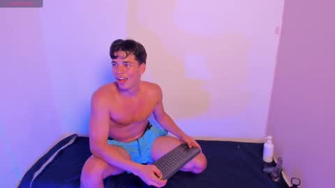 BENJAMIN online show from February 2025 07:55:01 AM