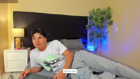 BENJAMIN online show from March 2025 02:36:01 AM