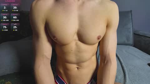 benjaminkarl02 online show from November 2025 10:23:01 AM