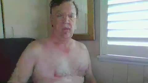 Snapshot of benjoid chatting on November 2025 06:02:01 AM benjoid online show from November 2025 06:02:01 AM