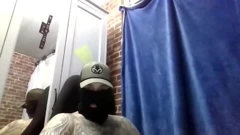 smokin n cammin online show from December 2025 07:58:02 AM