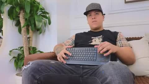 bennett_alejoo online show from April 2026 06:58:02 PM