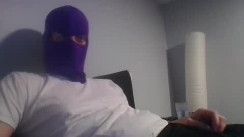 bennybueno online show from May 2026 04:09:01 AM
