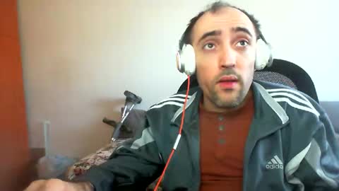 bentish online show from December 2024 10:07:01 AM