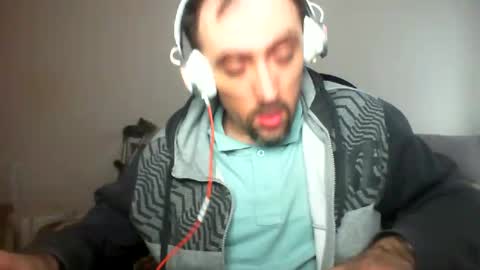 bentish online show from December 2024 02:10:02 PM