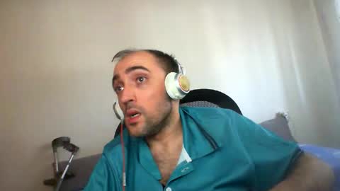 bentish online show from October 2025 09:51:01 AM