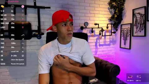 bento_fox online show from September 2025 03:54:01 AM