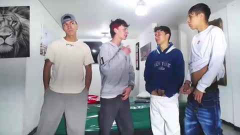 benz boys online show from October 2025 12:06:01 PM