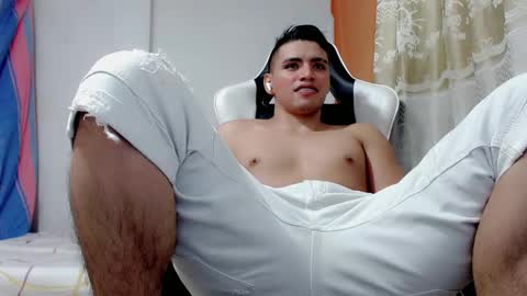 Bergon77 online show from March 2025 07:10:01 AM