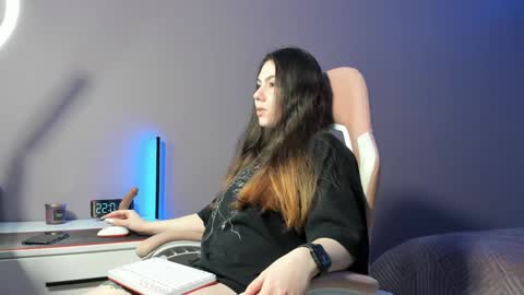 Snapshot of beriesniks chatting on January 2025 03:00:02 PM BeriesNiks online show from January 2025 03:00:02 PM