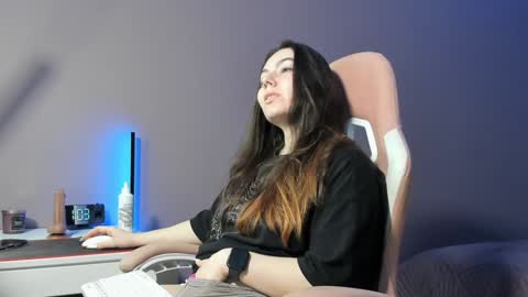 Snapshot of beriesniks chatting on January 2025 06:02:01 PM BeriesNiks online show from January 2025 06:02:01 PM