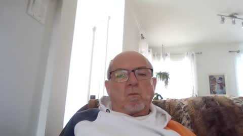 bernard1102 online show from January 2025 03:15:02 PM