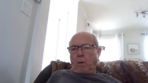 bernard1102 online show from January 2025 03:25:01 PM