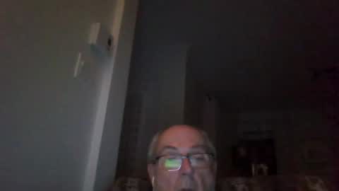 bernard1102 online show from October 2025 01:00:02 AM