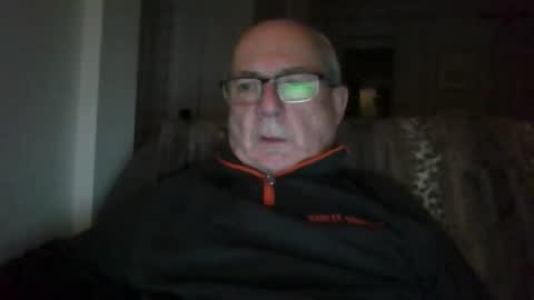 bernard1102 online show from March 2026 02:02:01 AM