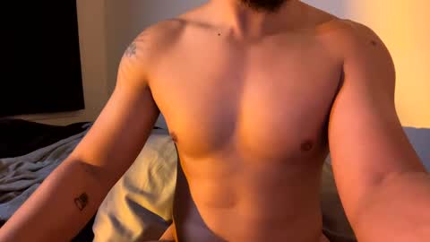 berriess_ online show from December 2024 02:05:01 AM