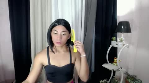 berry_shantal online show from February 2026 02:15:01 PM