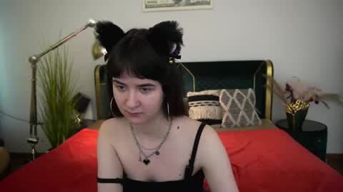 Violette online show from May 2026 06:32:03 AM
